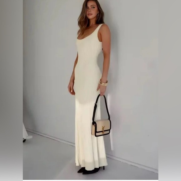 Commense creamy knit cami long dress - Picture 1 of 16